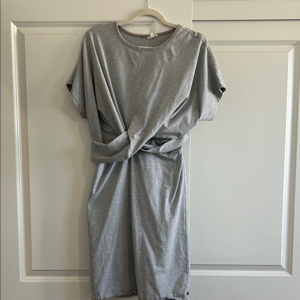 Hem & Thread Asymmetrical Gray Dress